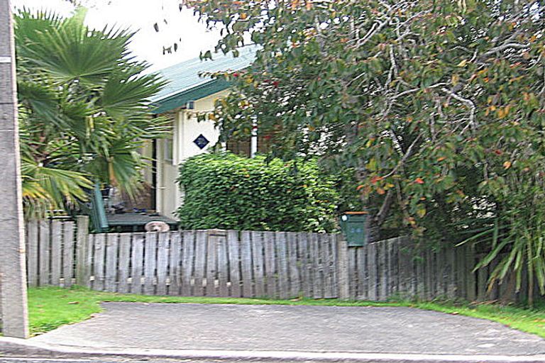 Photo of property in 34 Foster Crescent, Snells Beach, 0920