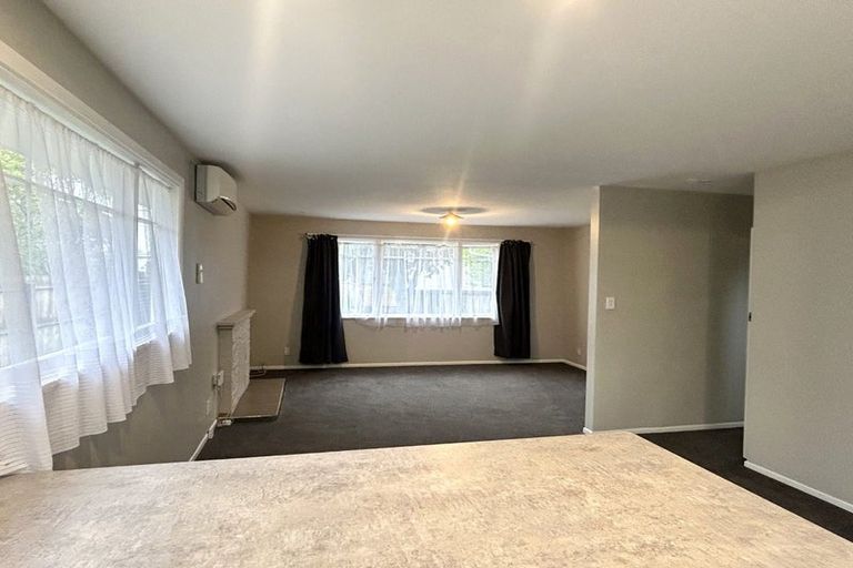 Photo of property in 73 Martin Road, Paraparaumu Beach, Paraparaumu, 5032