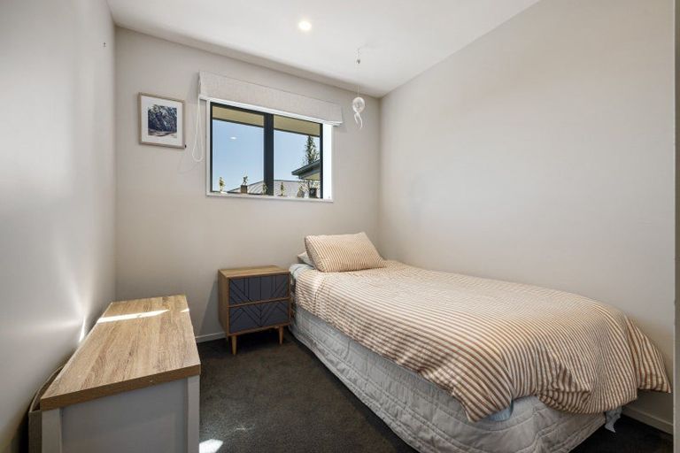 Photo of property in 9 Greenwood Place, Amberley, 7410