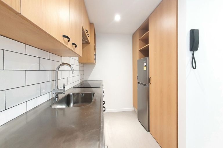 Photo of property in 1/255 Kilmore Street, Christchurch Central, Christchurch, 8011