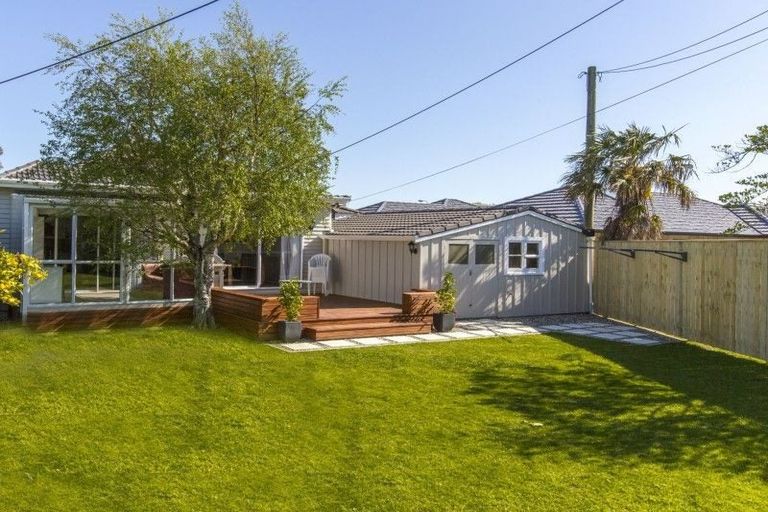 Photo of property in 3 Jutland Street, Waterloo, Lower Hutt, 5011