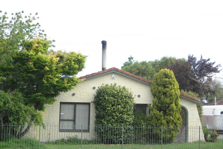 Photo of property in 48 Prestons Road, Redwood, Christchurch, 8051