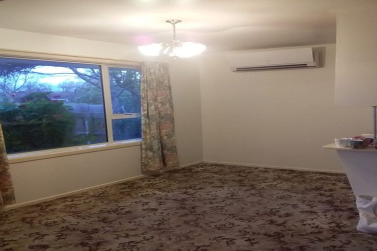 Photo of property in 1/203a Main North Road, Redwood, Christchurch, 8051