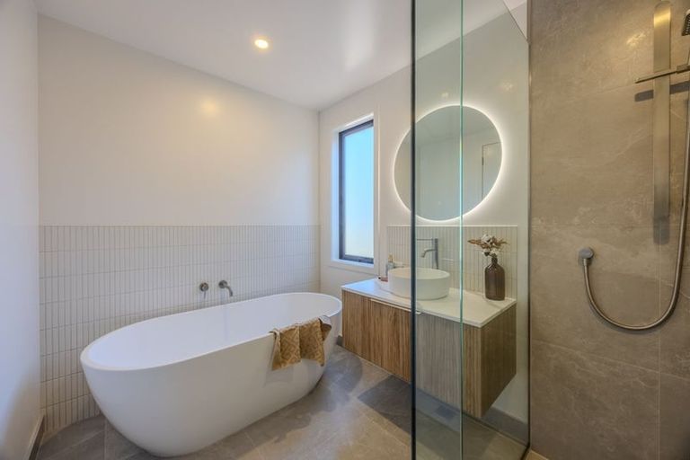 Photo of property in 3 Mason Street, Wanaka, 9305