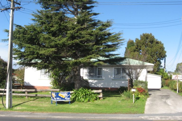 Photo of property in 67 Orams Road, Hillpark, Auckland, 2102