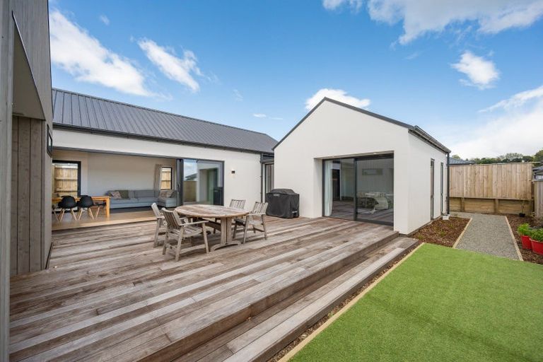 Photo of property in 8 Poukirikiri Place, Richmond, 7020