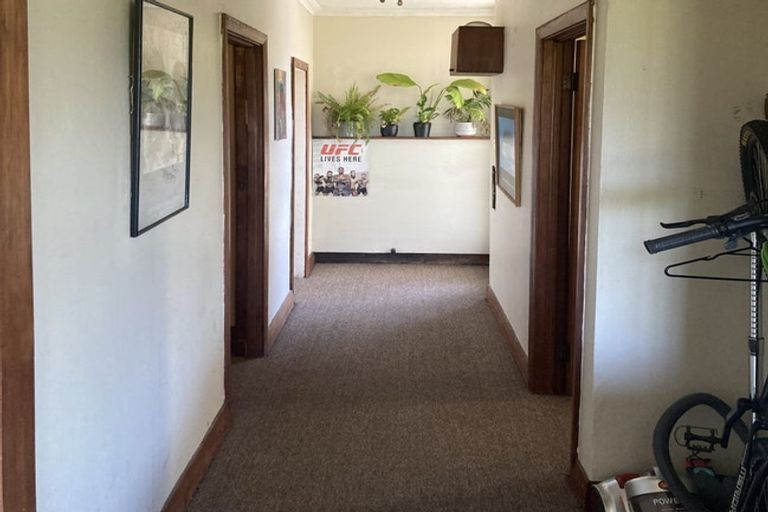 Photo of property in 29 Tanera Crescent, Brooklyn, Wellington, 6021