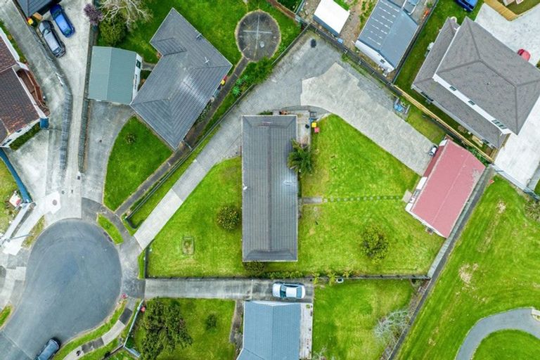 Photo of property in 12 Tiari Place, Mangere East, Auckland, 2024