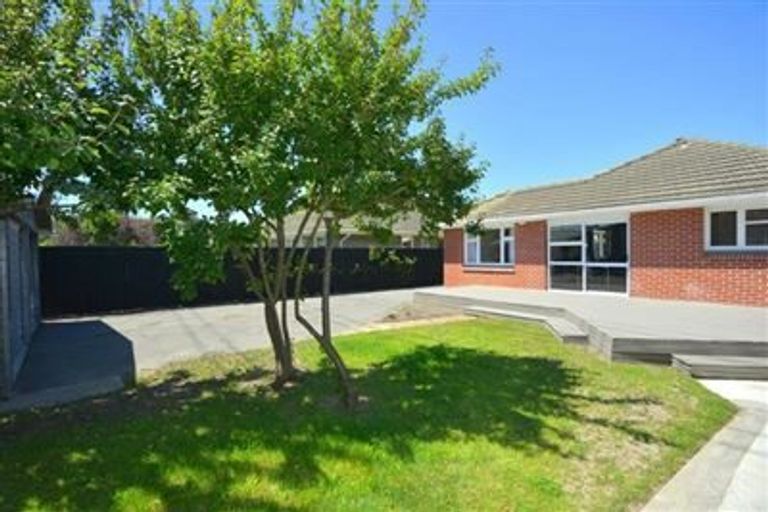 Photo of property in 4 Glencoe Street, Burnside, Christchurch, 8053