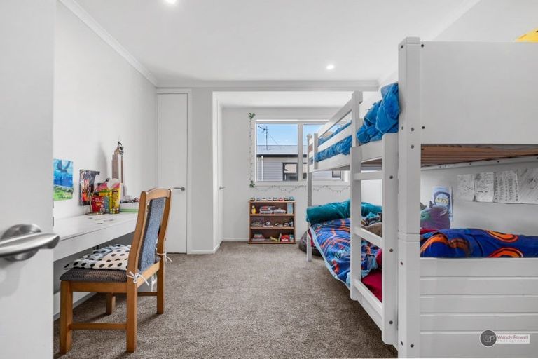 Photo of property in 14 Latimer Way, Petone, Lower Hutt, 5012