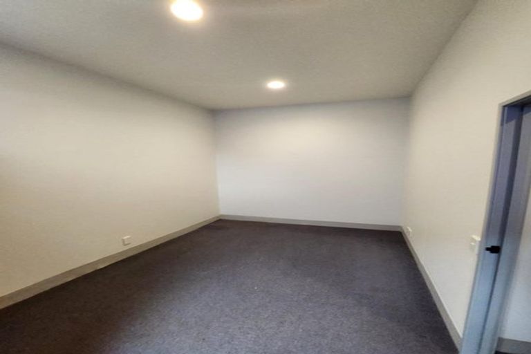 Photo of property in 2/112 Mairangi Road, Wilton, Wellington, 6012