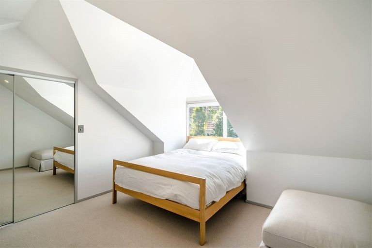 Photo of property in 2/26 Onepoto Road, Hauraki, Auckland, 0622