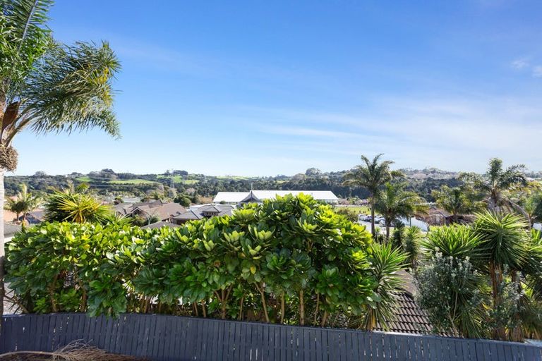 Photo of property in 26 Lamia Place, The Gardens, Auckland, 2105