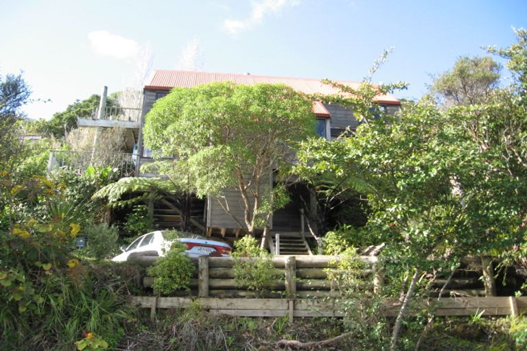 Photo of property in 15 Motuhoa Road, Tairua, 3508