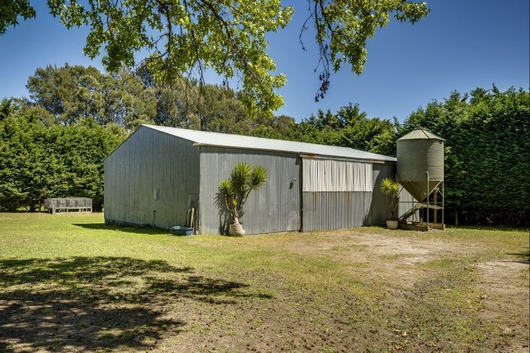Photo of property in 100 Cohrs Road, Poukawa, Hastings, 4178