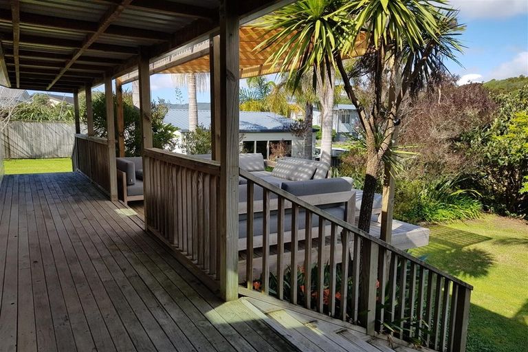 Photo of property in 13 Waterman Drive, Langs Beach, Waipu, 0582