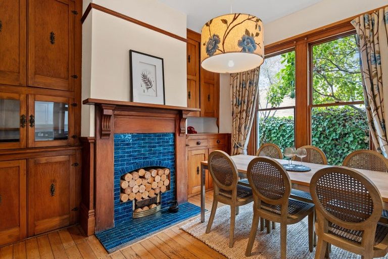 Photo of property in 42 Hawkesbury Avenue, St Albans, Christchurch, 8014