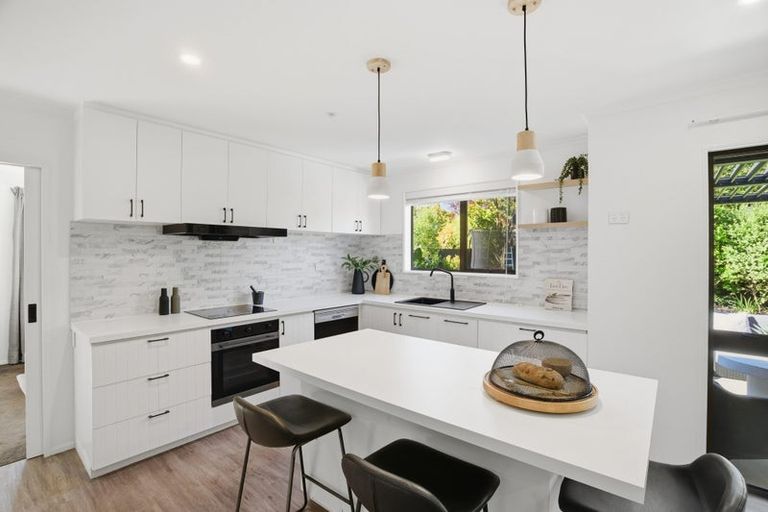 Photo of property in 8 Kedleston Drive, Avonhead, Christchurch, 8042