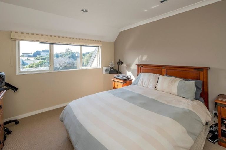 Photo of property in 22 Tutere Street, Waikanae Beach, Waikanae, 5036
