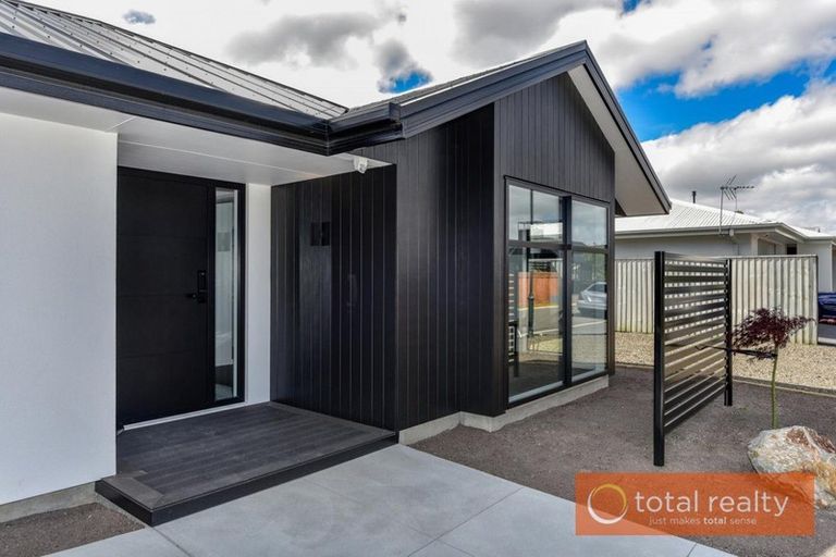 Photo of property in 6 Birchgate Lane, Halswell, Christchurch, 8025