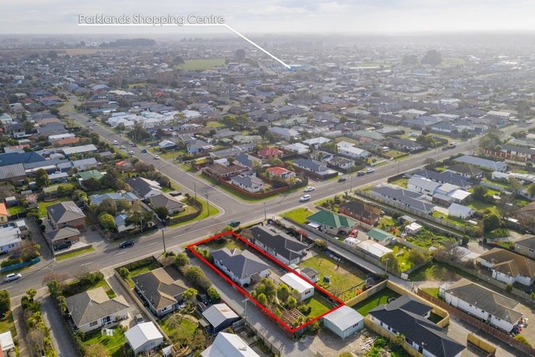 Photo of property in 410 Bower Avenue, Parklands, Christchurch, 8083