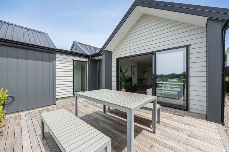 Photo of property in 6 Akau Lane, Wainui, 0992