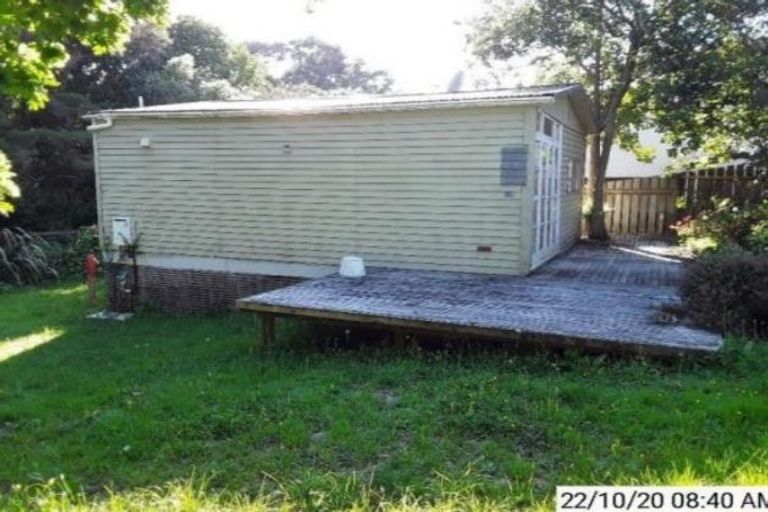 Photo of property in 73a Gledstane Road, Stanmore Bay, Whangaparaoa, 0932