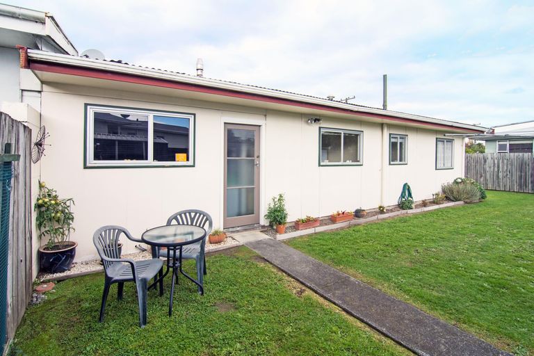 Photo of property in 2a Sussex Street, Masterton, 5810