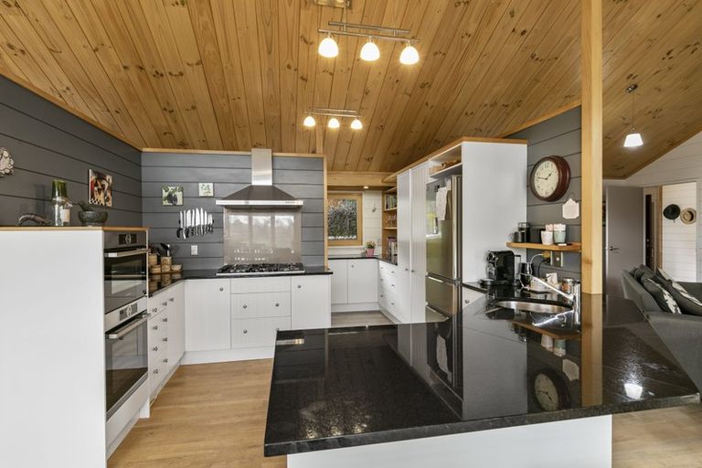 Photo of property in 31b Kakariki Way, Whitemans Valley, Upper Hutt, 5371