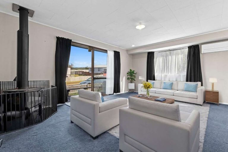 Photo of property in 3 Crystal Place, Pukehangi, Rotorua, 3015