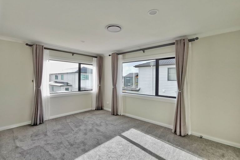 Photo of property in 34 Myland Drive, Hobsonville, Auckland, 0616