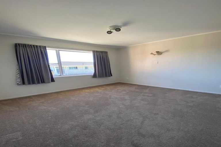 Photo of property in 1/22 Abercrombie Street, Howick, Auckland, 2014