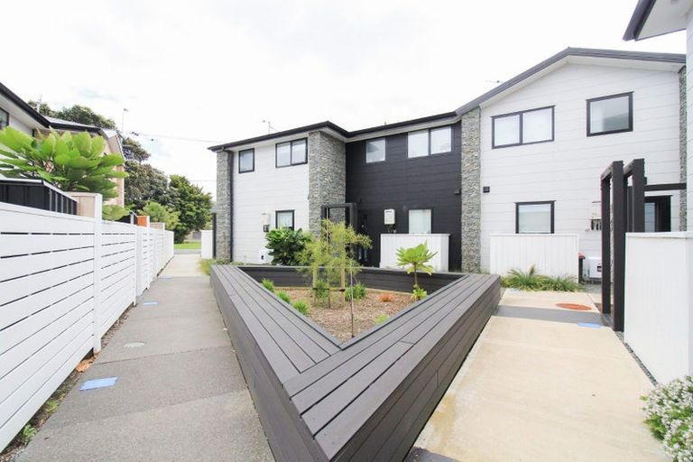 Photo of property in 4/123 Cambridge Terrace, Fairfield, Lower Hutt, 5011
