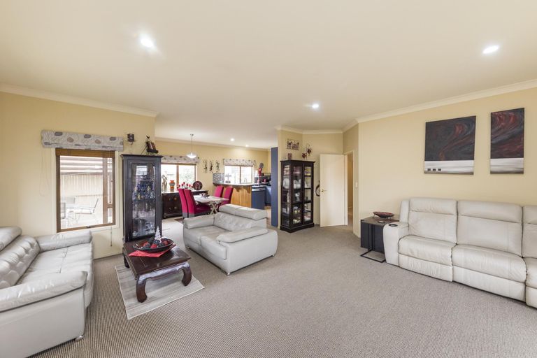 Photo of property in 41 Fitchett Street, Palmerston North, 4410