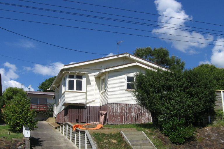 Photo of property in 2a Cautley Street, Stanley Point, Auckland, 0624