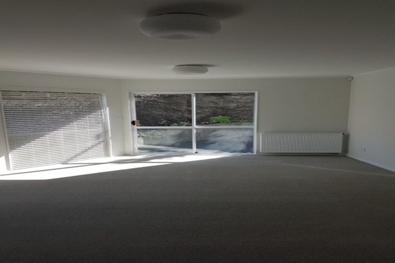 Photo of property in 87 Grant Road, Thorndon, Wellington, 6011