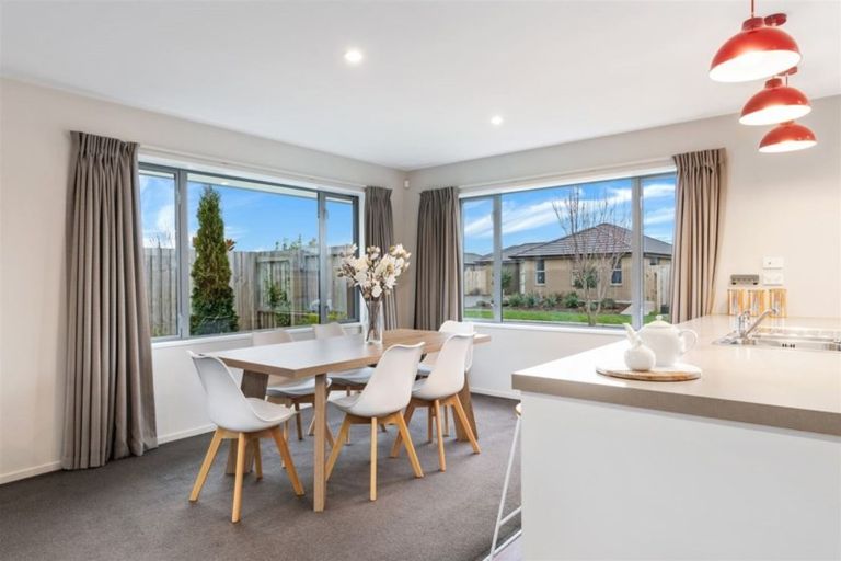 Photo of property in 5 Bradwell Crescent, Halswell, Christchurch, 8025