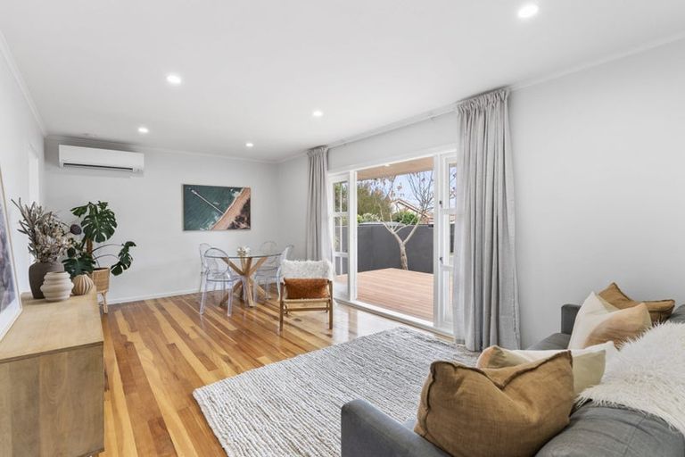 Photo of property in 1/104 Beach Road, Pahurehure, Papakura, 2113