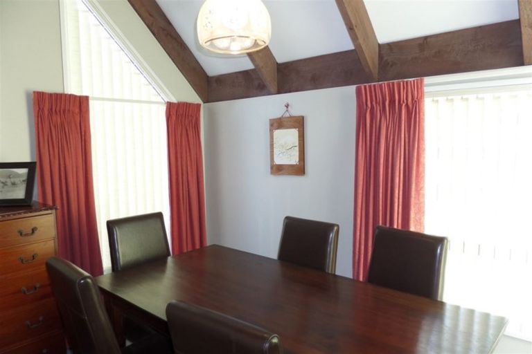 Photo of property in 1/35 Solway Avenue, Ilam, Christchurch, 8041