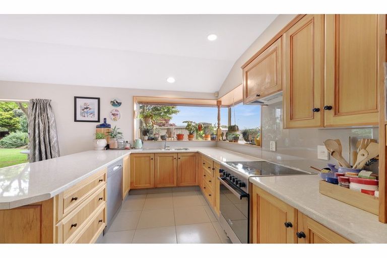 Photo of property in 22 Mervyn Drive, Avondale, Christchurch, 8061