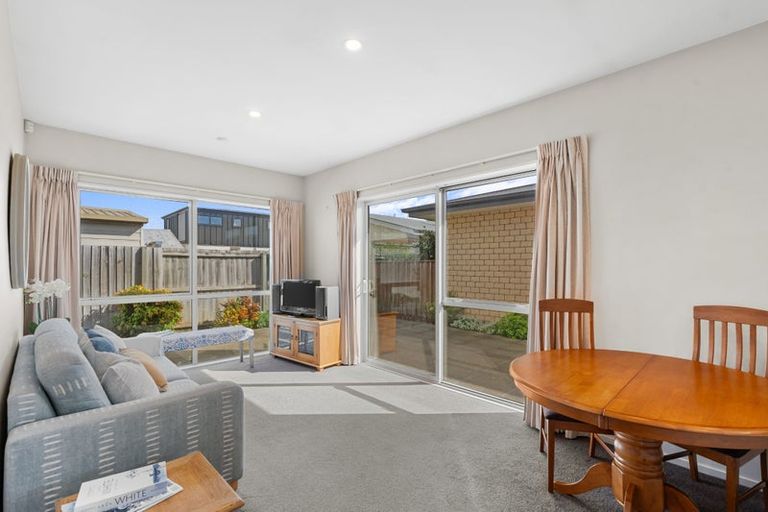 Photo of property in 4/36 Hammersley Avenue, Shirley, Christchurch, 8013