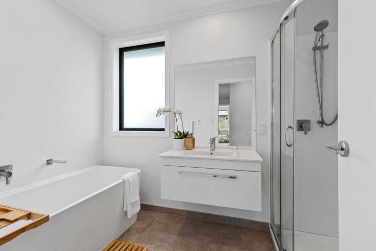 Photo of property in 30a Pakanga Grove, Pyes Pa, Tauranga, 3112