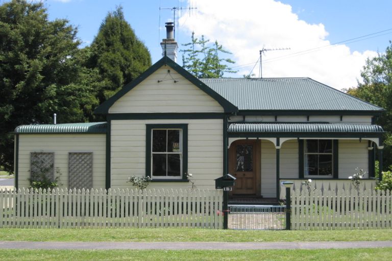 Photo of property in 13 Scott Street, Leamington, Cambridge, 3432