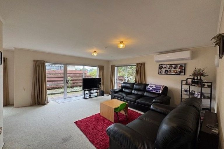 Photo of property in 1/18 Rainforth Street, Roslyn, Palmerston North, 4414