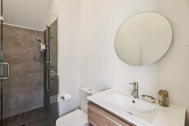 Photo of property in 6 Woolshed Road, Jacks Point, Queenstown, 9371