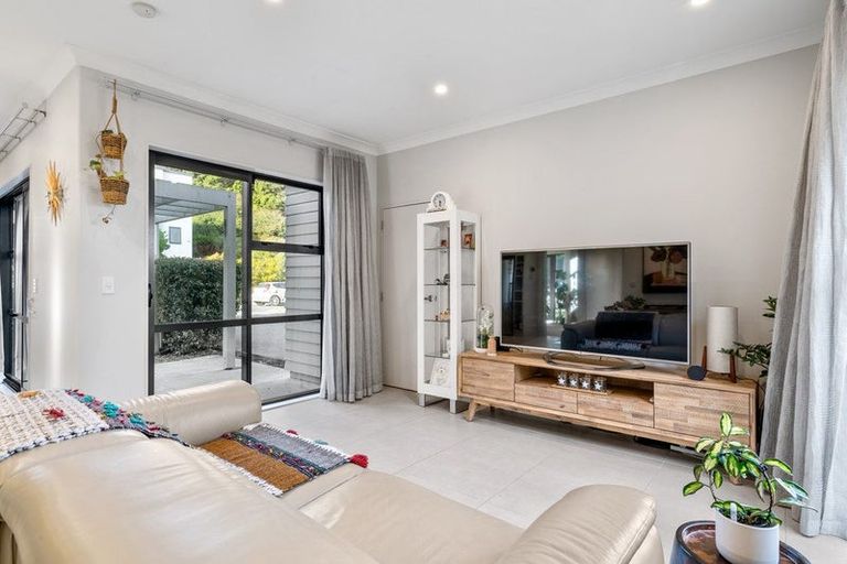 Photo of property in 7 Matairangi Avenue, Totara Heights, Auckland, 2105