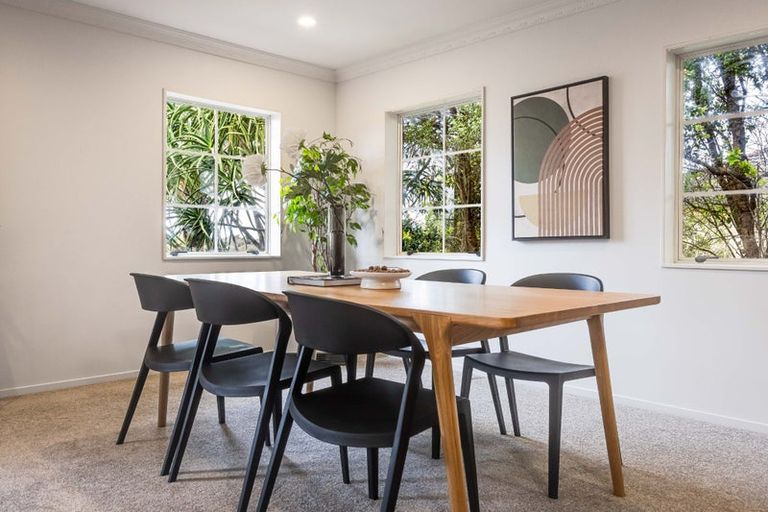 Photo of property in 54 Leafield Crescent, Henderson, Auckland, 0612