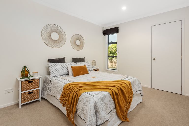 Photo of property in 31 Bateleur Close, Welcome Bay, Tauranga, 3112