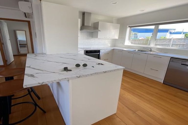 Photo of property in 2/369 Maunganui Road, Mount Maunganui, 3116