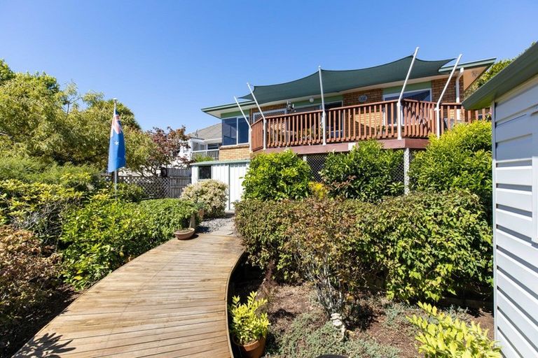 Photo of property in 130 Frankley Road, Frankleigh Park, New Plymouth, 4310
